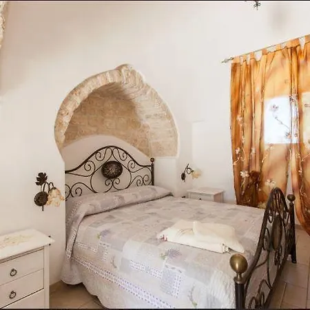 Trullo Abbracciavento * Martina Franca
