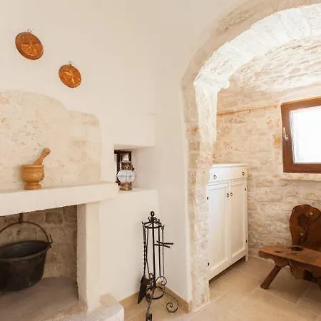 Trullo Abbracciavento * Martina Franca